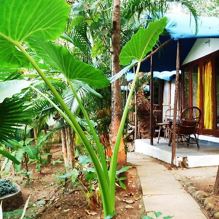 Secret Garden Resort Patnem Beach Exterior photo