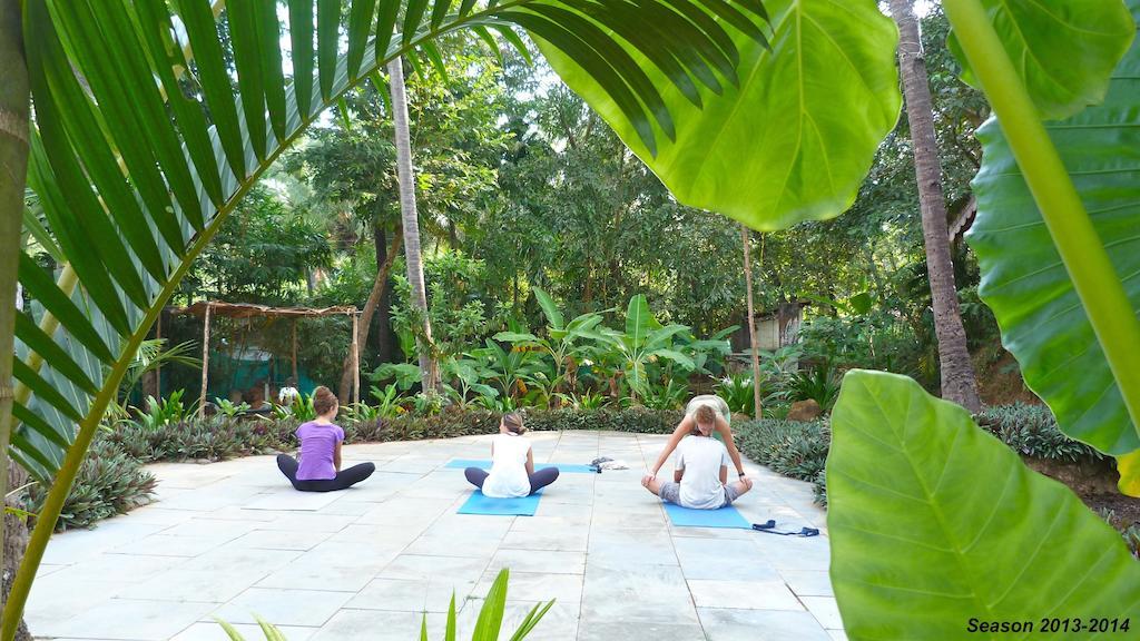 Secret Garden Resort Patnem Beach Exterior photo
