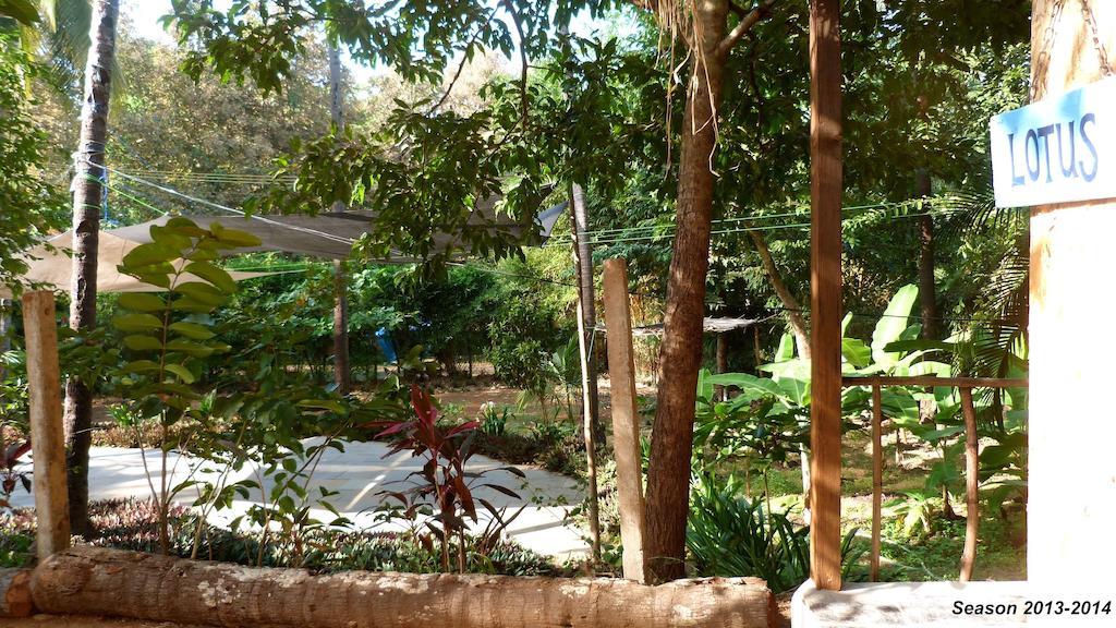 Secret Garden Resort Patnem Beach Exterior photo