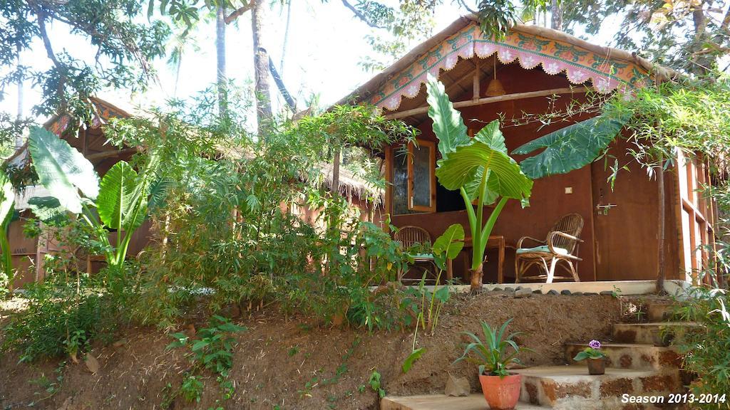 Secret Garden Resort Patnem Beach Exterior photo
