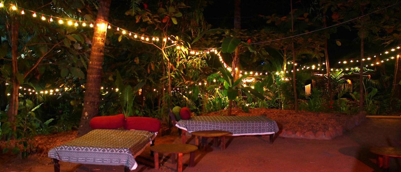 Secret Garden Resort Patnem Beach Exterior photo